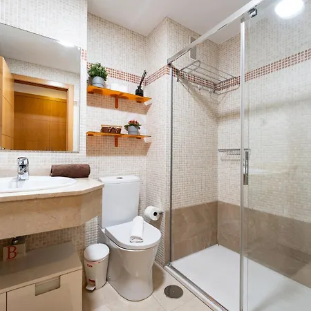 Malagasuite Pinillo Padel & Parking Apartament